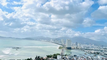 Hotttt!!! Chính chủ cần bán căn hộ view trực diện biển Nha Trang giá c