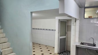 Cho thuê nhà mới nguyên căn hẻm 4m Bình Tiên, phường 7, Quận 6