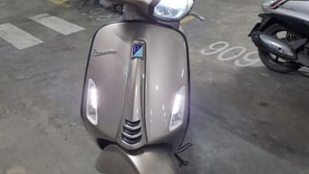 Gia đình cần bán xe Piaggio Vespa Sprint 125, xe mới mua vài tháng