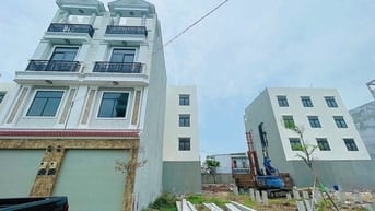 Bán nhà 4 Tầng View sông gần  vạn phúc phường hiệp bình Chánh thủ Đức.