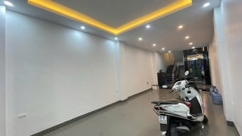 Cho thuê nhà Phạm Thận Duật Tầng 1,2,3; diện tích 50m2/1sàn 