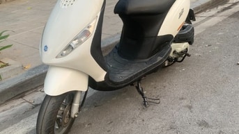 Bán xe Piaggio zip Việt Nam 100cc màu trắng, đăng ký năm 2016