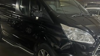 Cần bán xe Ford TourNeo nguyên bản