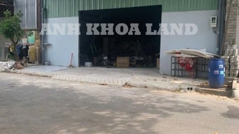 Bán gấp nhà hẻm 12m đường Linh Trung, diện tích 10,5 x 18, giá 13 tỷ