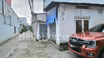 Bán nhà nát góc 2 mặt tiền hẻm 8m Nguyễn Văn Quá, Quận 12, 7x10, 4tỳ3