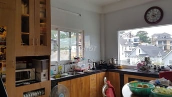 CHO THUÊ NHÀ NGUYÊN CĂN,4PN VIEW ĐẸP - TIỆN LÀM HOMESTAY-TÔ H THÀNH