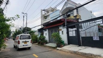 Nhà mặt tiền kinh doanh sát khu đô thị vạn Phúc phường Hiệp Bình Phước
