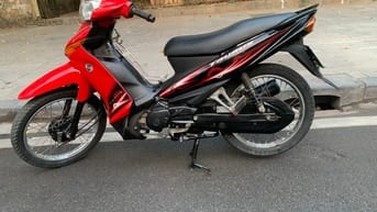 Cần bán xe Yamaha Taurus 110cc màu đỏ đen