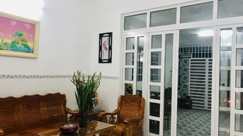 NHÀ MẶT TIỀN KÊNH CHÀ LÀ KINH DOANH HOMESTAY, SPA, NGHỈ DƯỠNG