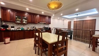 Mặt phố Phan Phù Tiên - Cát Linh giá 25 tỷ, 60m2, MT 7,2m, hè 3m