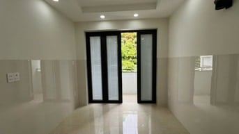 MT kinh doanh 4,2x20m, 1 trệt 4 lầu, Bến Thành, Quận 1