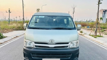 Bán Hiace tải van 6 chỗ đời 2011,máy xăng,tải 800kg