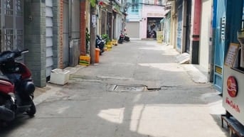 130m2( 6 x 22 ) Hẻm xe hơi Bình Thạnh, 3 Tầng chỉ hơn 11 TỶ, giá rẻ