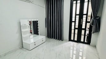 Bán nhà sát Trần Đình Xu Quận 1, 30m2, dọn vào ở ngay, chỉ hơn 3 tỷ