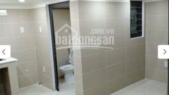 40m2 , có gác lững , điện nhà nước, máy giặt , an ninh sạch sẽ 