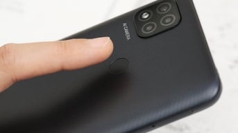 Cần bán điện thoại redmi 9c như hình.