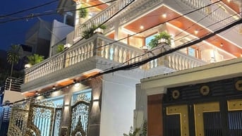 Villa Nguyễn Ảnh Thủ 8*20m Trệt 3Lầu đường 8m Thông Giá chỉ 11,9 tỷ