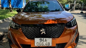 Peugeot 2008 Gt-Line Vin 2021 màu cam xe đi lướt 