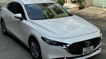 Mazda 3 1.5 Luxury Vin 2022 màu trắng xe cực đẹp 