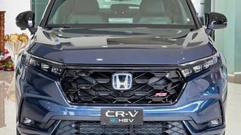 Hodna CRV E: HEV ( Xăng Điện ) - Xe lướt : 2.300km - Sơn zin 100% 