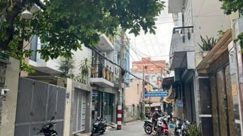 Bán nhà hẻm 227 đường Võ Thành Trang, Q.Tân Bình, ngay chợ Bà Hoa