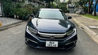 Honda Civic 1.8G Vin 2020 Đk T1/2021 màu xanh xe nhập Thái 