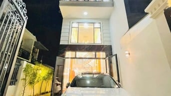 Bán Nhà 3 tầng Đường Hiệp Bình-Phạm Văn Đồng DTSD:340m2