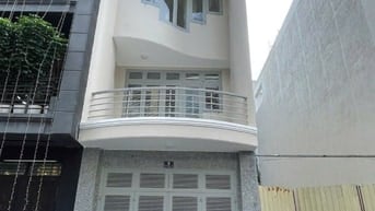 Mặt tiền đường Hoa Lan, Phú Nhuận, 38 triệu, 64m2, 4 tầng. Nhà mới