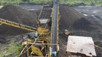 Bán mỏ đá thời hạn khai thác đến 2046