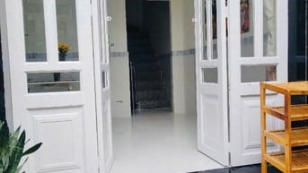 🔵 Bán nhà Mễ Cốc Quận 8. (DTSD 70m2) 3Lầu, Mới đẹp Gần chợ, Nhỉnh 2tỷ