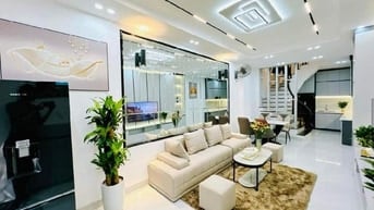 Bán nhà đường LÁNG HẠ 30m2-4 tầng thang máy-Mặt tiền 4m chưa tới 7 tỉ