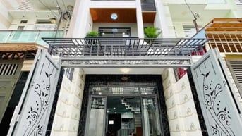 Bán gấp nhà ngay Vạn Hạnh Mall! Xây 3 tầng 80m2 Sư Vạn Hạnh, Q10. SHR