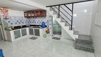 Cho thuê nhà 2 Mặt hẻm Hậu Giang Phường 12 Quận 6. 50m2 1 Lầu 2 phòng 