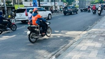 Cho thuê nhà  7 x 25, mặt tiền đường Nguyễn Thái Học,  Quận1