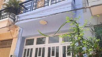 Cho thuê nhà hem 360 Phạm Hữu Lầu, 3x10m, dtsd 90m2, 1 trệt 2 lầu