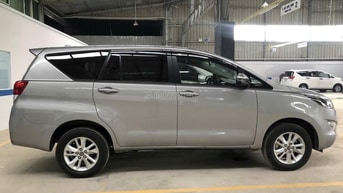 Gia đình cần bán xe đang sử dụng hiệu Toyota INNOVA bản E SX 2019