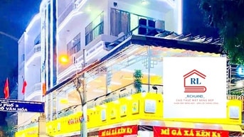 Cho Thuê Nhà Góc 2 Mặt Tiền: 335E Lê Văn Sỹ, P.1 Tân Bình:DTSD: 450m2