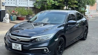 Honda Civic 1.8G Vin 2020 Đkí T1/2021 màu xanh xe cực đẹp 