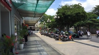 Cho thuê Shophouse 1 trệt + 1 lầu. Ngang 9,5m, Dài: 9,5m. DT: 170m2