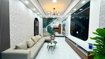 Bán nhà hẻm xe hơi đường Lê Thánh Tôn, Bến Nghé, Quận 1, 80m2, 33 tỷ