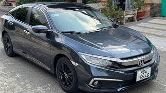 Honda Civic 1.8G Vin 2020 Đk T1/2021 màu xanh xe cực đẹp 