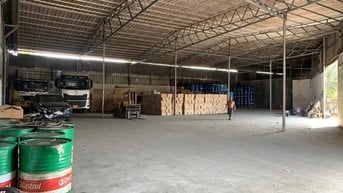 Cho thuê kho xưởng Võ Trần Chí, Bình Chánh giáp Bình Tân, DT : 2.000m2