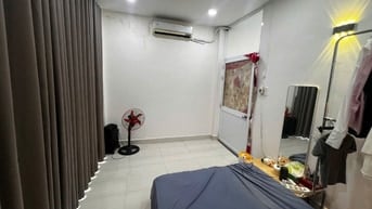 CHO THUÊ PHÒNG RỘNG RÃI, MÁT, NGAY CHỢ TÂN TRỤ, QUẬN TÂN BÌNH