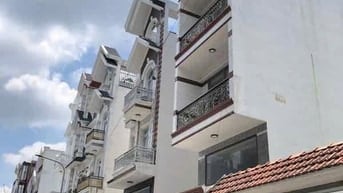 Bán nhà 50m2 đẹp, hẻm xe hơi 8M thông, Bến Lội, Bình Tân, nhỉnh 5 tỷ