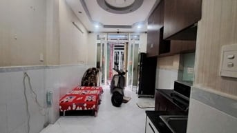 GIÁ HƠN 4 ĐỒNG TRẦN HƯNG ĐẠO QUẬN 1 - GẦN 30M2 4 TẦNG 3PN BTCT HẺM 3M.