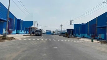 Bán nhà xưởng trong và ngoài KCN Bến Lức, Long An, diện tích: 53.000m2