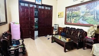 HOMESTAY Ô TÔ ĐỖ CỬA-BAY NHANH, KHU VIP ÍT NHÀ BÁN