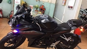 HONDA CBR 150cc,SX NĂM 2018.XE RẤT ĐẸP.ĐẦU NỒI,MÁY MÓC  ZIN NGUYÊN BẢN