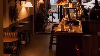 SANG QUÁN CAFE MẶT TIỀN ĐƯỜNG LỚN  , PHƯỜNG 25 , QUẬN BÌNH THẠNH