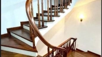 - CHÍNH CHỦ BÁN NHÀ LẠC LONG QUÂN 32M2, 5 TẦNG,MT 4.8M, GIÁ CHỈ  7 TỶ 